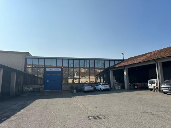 locale di sgombero in vendita a Torino