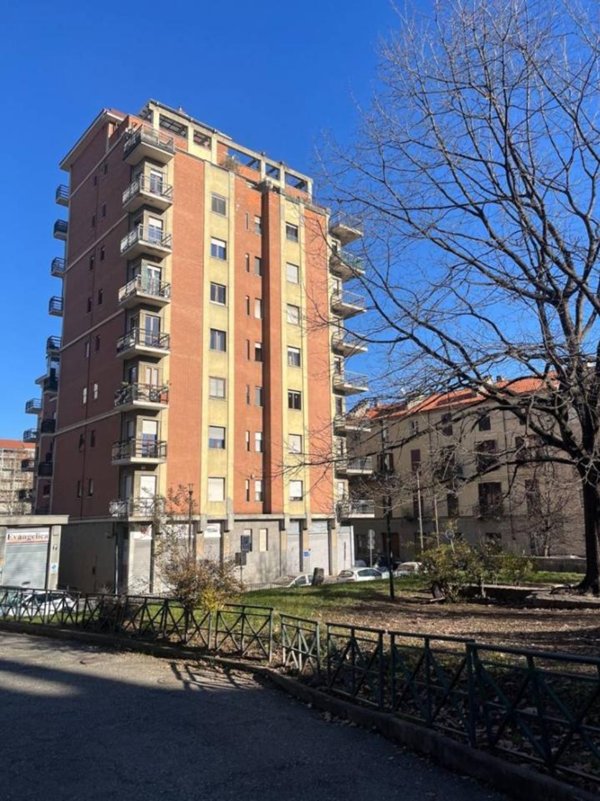 appartamento in vendita a Torino in zona Campidoglio
