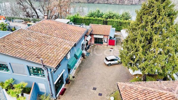 negozio in vendita a Torino in zona Cavoretto