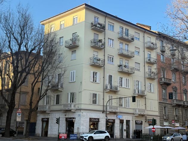 negozio in vendita a Torino in zona San Salvario