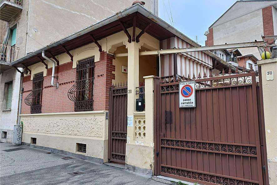 intera palazzina in vendita a Torino