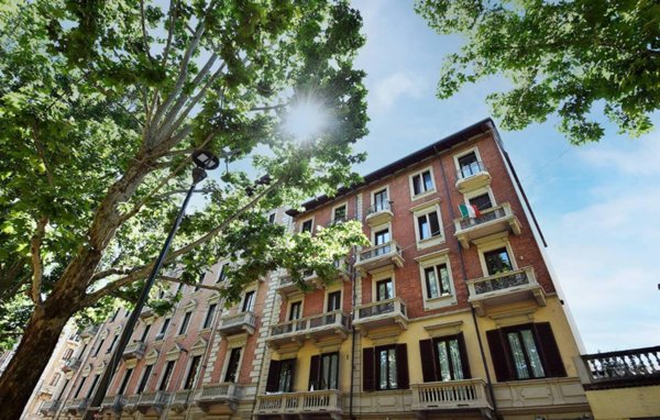 appartamento in vendita a Torino in zona San Salvario
