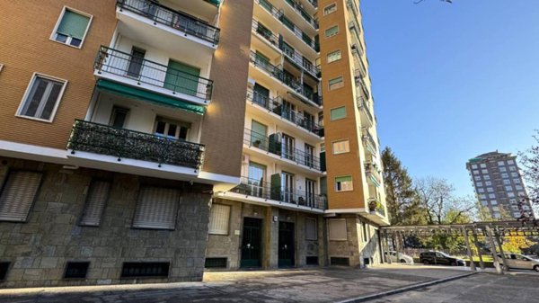 appartamento in vendita a Torino in zona Lingotto