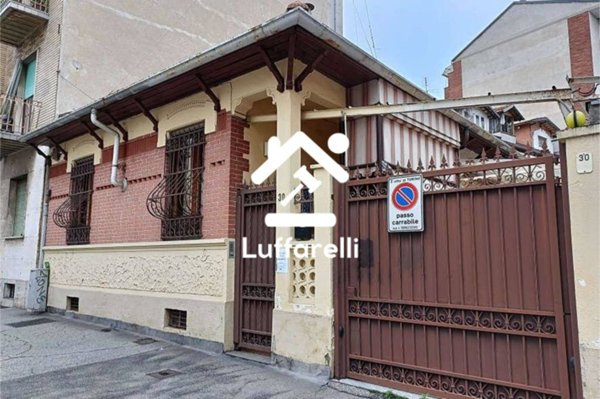 appartamento in vendita a Torino in zona Borgata Vittoria