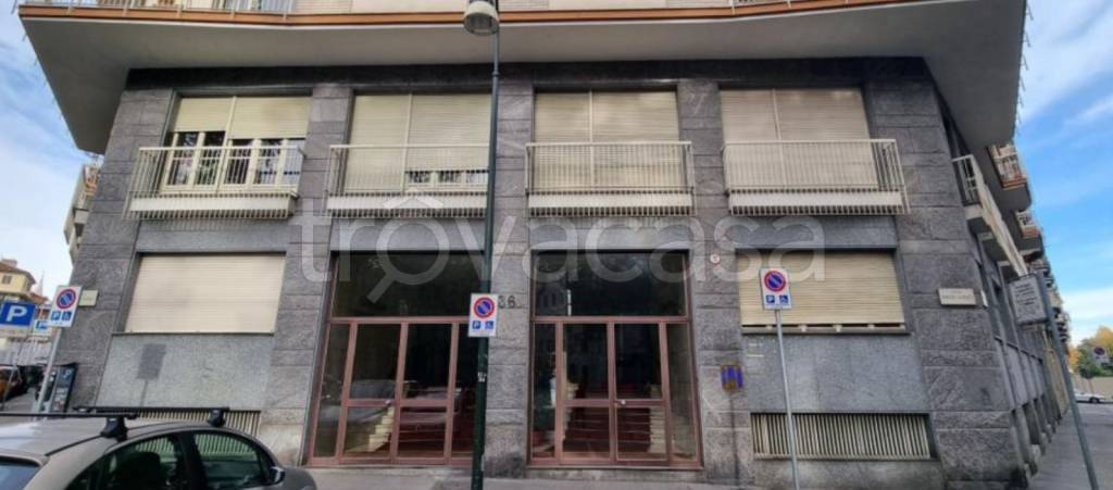 ufficio in vendita a Torino in zona San Donato