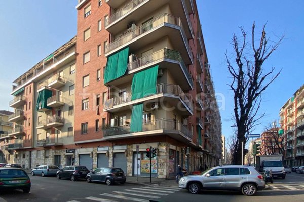 appartamento in vendita a Torino in zona Borgata Vittoria
