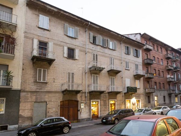appartamento in vendita a Torino in zona Parella