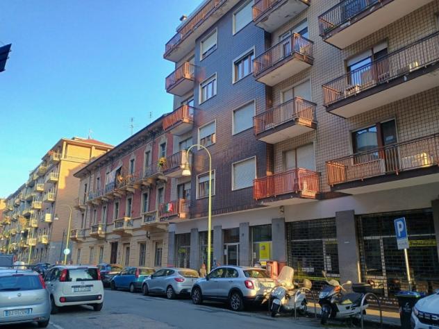negozio in vendita a Torino in zona Borgo San Paolo