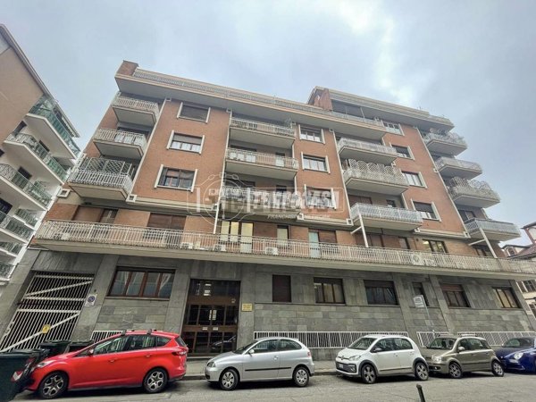 appartamento in vendita a Torino in zona San Salvario