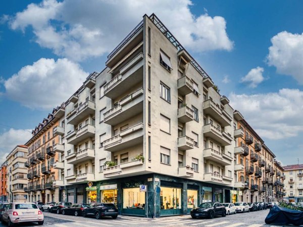 appartamento in vendita a Torino in zona Cit Turin