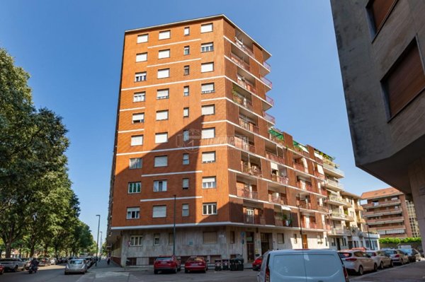 appartamento in vendita a Torino in zona Parella
