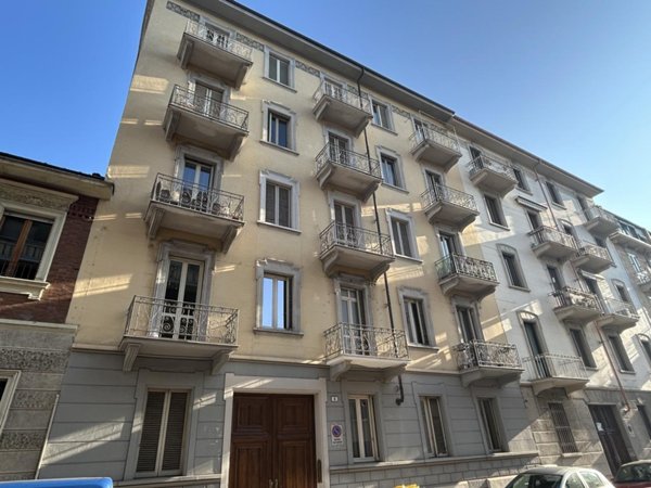 appartamento in vendita a Torino in zona Santa Rita