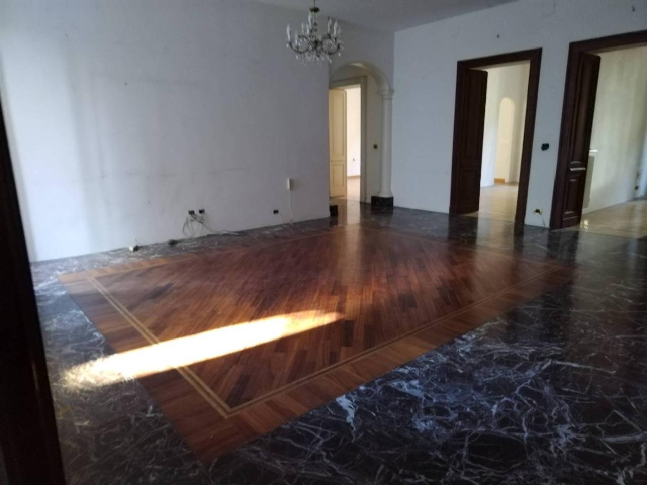 appartamento in vendita a Torino in zona Crocetta