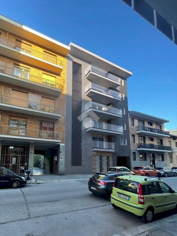 appartamento in vendita a Torino in zona Parella