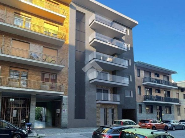 appartamento in vendita a Torino in zona Parella