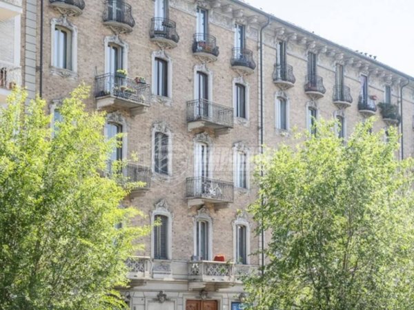 appartamento in affitto a Torino in zona Aurora