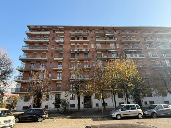 appartamento in vendita a Torino in zona Lucento