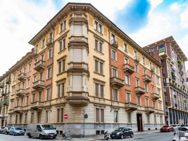 appartamento in vendita a Torino in zona Crocetta