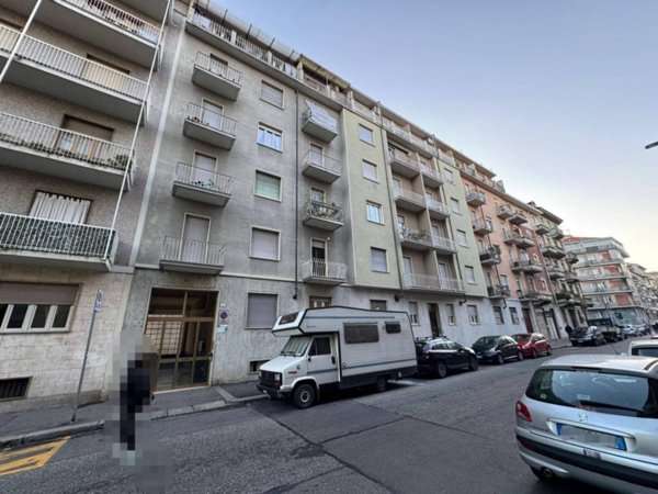 appartamento in vendita a Torino in zona Borgata Vittoria