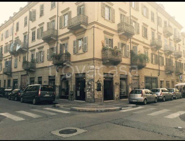 negozio in vendita a Torino in zona Vanchiglia