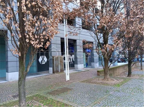 negozio in vendita a Torino in zona Borgo San Paolo