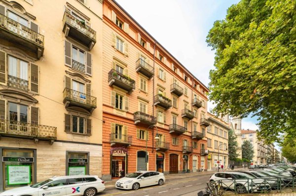 appartamento in vendita a Torino in zona San Salvario