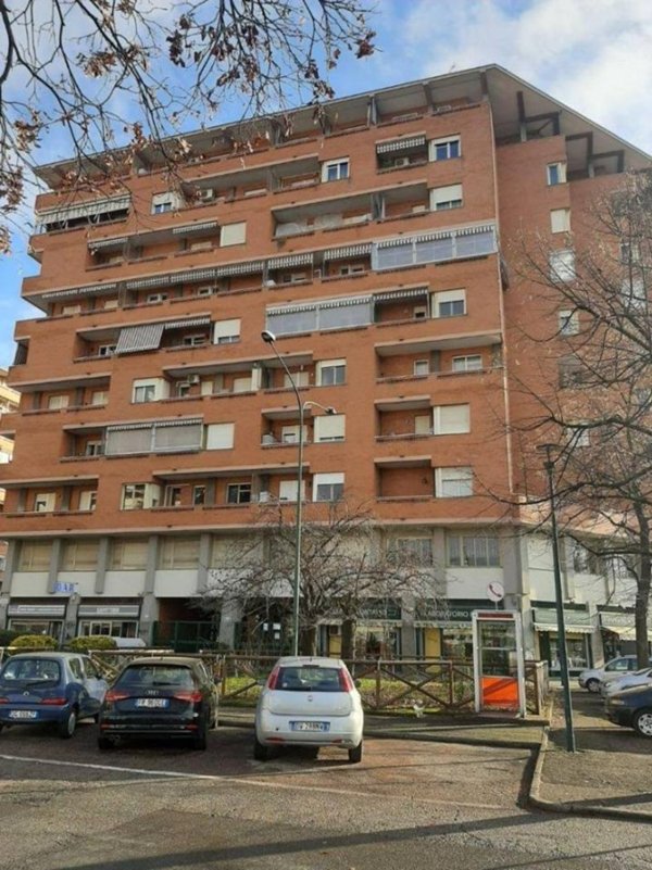 appartamento in vendita a Torino in zona Lingotto