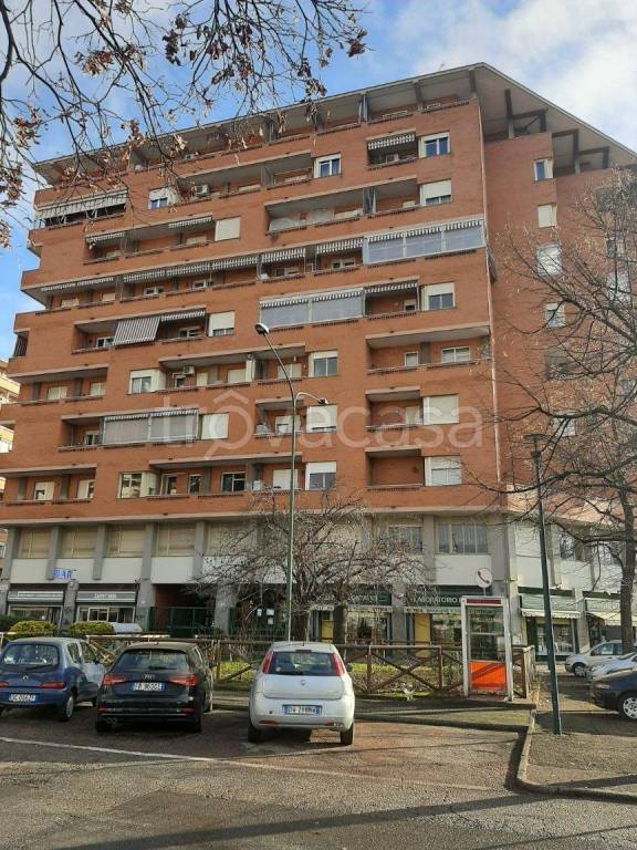 appartamento in vendita a Torino in zona Lingotto