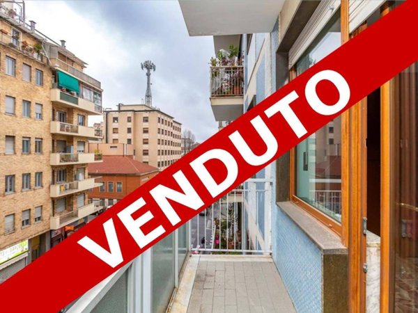 appartamento in vendita a Torino in zona Santa Rita