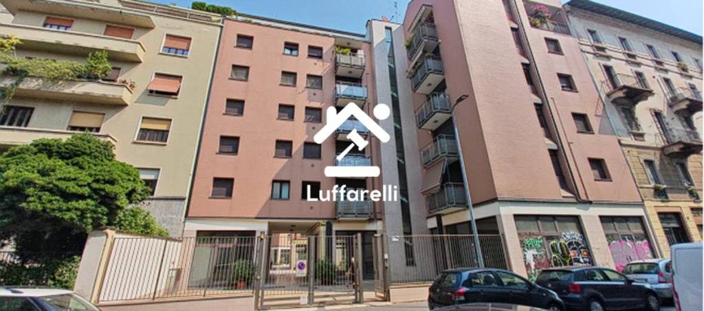 negozio in vendita a Torino in zona Rebaudengo