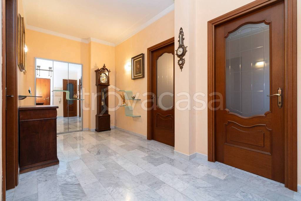 appartamento in vendita a Torino in zona Santa Rita