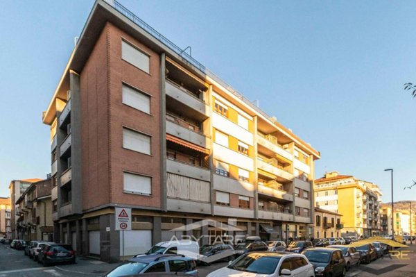 appartamento in vendita a Torino in zona Millefonti
