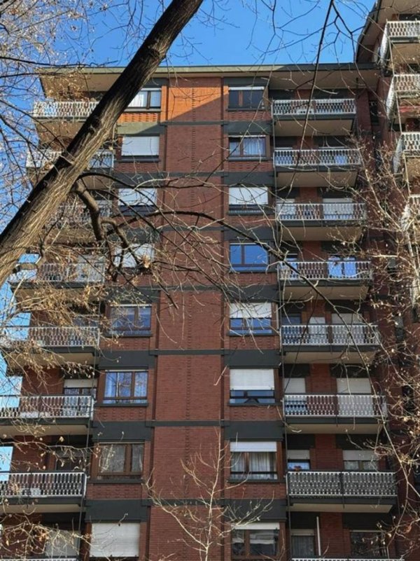 appartamento in vendita a Torino in zona Lingotto