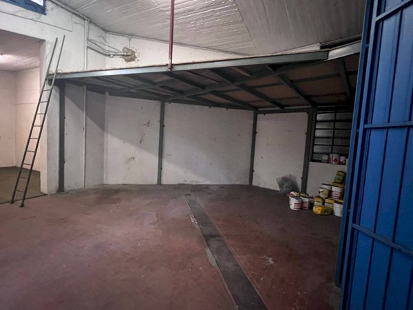 locale di sgombero in vendita a Torino