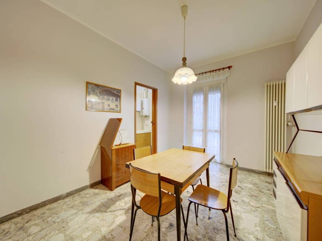 appartamento in vendita a Torino in zona Santa Rita