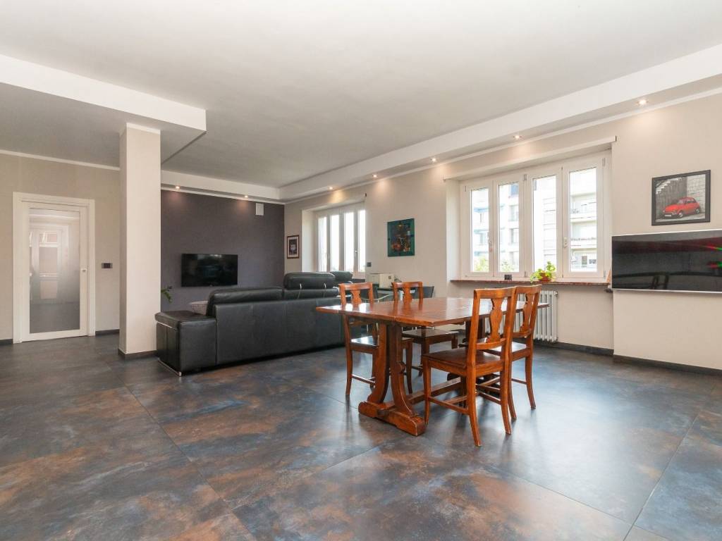 appartamento in vendita a Torino in zona Centro Storico