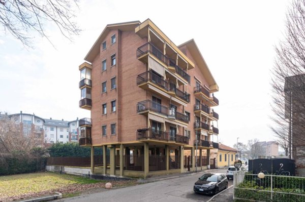 appartamento in vendita a Torino in zona Barca