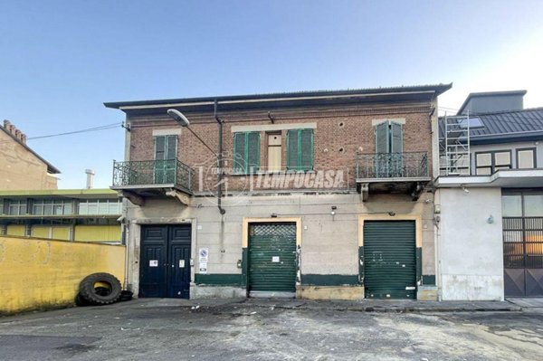 appartamento in vendita a Torino in zona Borgata Vittoria