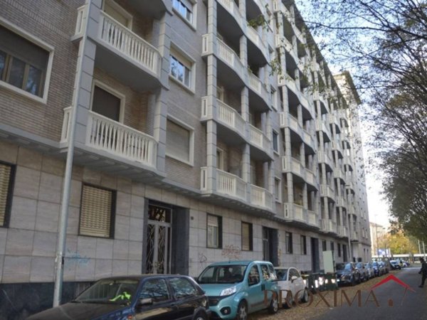 appartamento in vendita a Torino in zona Regio Parco