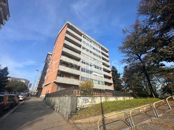 appartamento in vendita a Torino in zona Millefonti