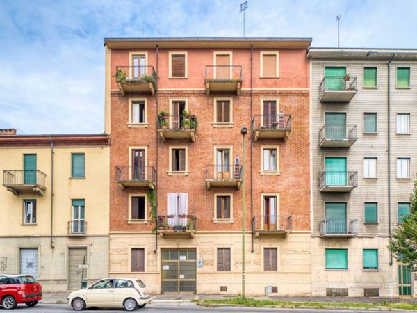 appartamento in vendita a Torino in zona Regio Parco