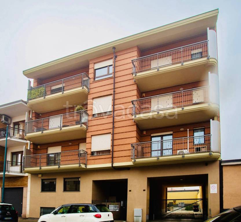 appartamento in vendita a Torino in zona Parella