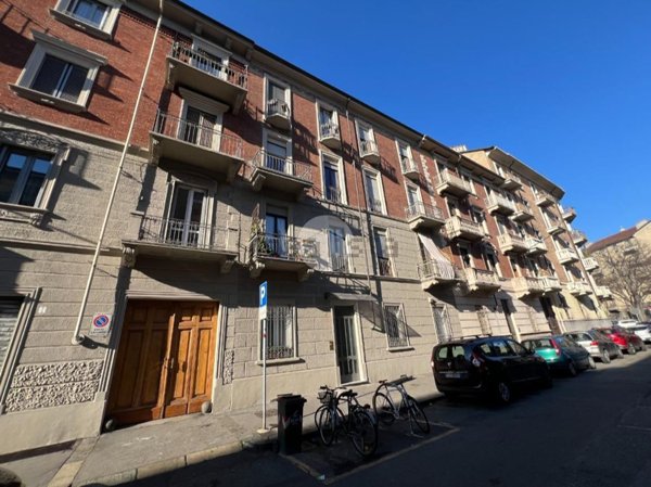 appartamento in vendita a Torino in zona Borgo San Paolo