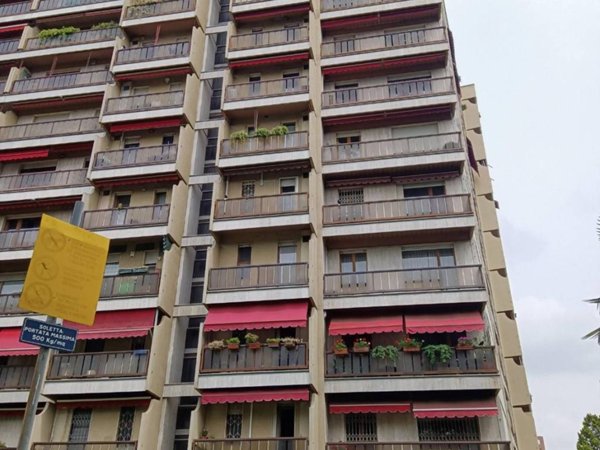 appartamento in vendita a Torino in zona Mirafiori Nord