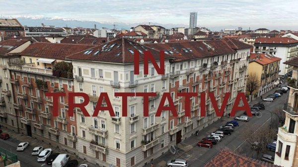 appartamento in vendita a Torino in zona Crocetta