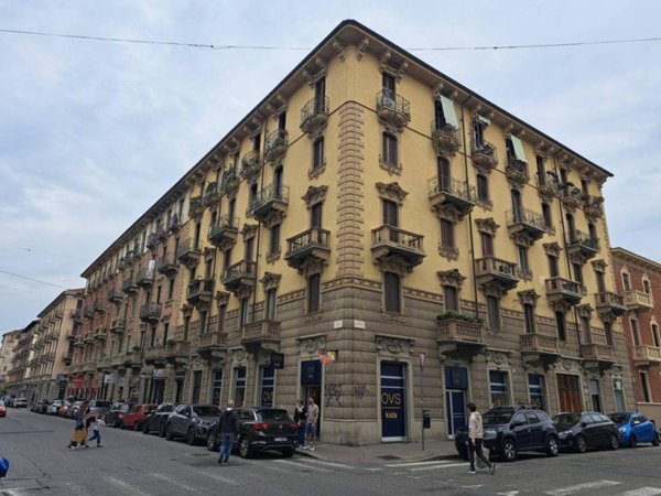 appartamento in vendita a Torino in zona Cenisia