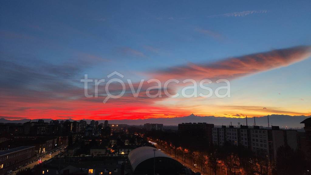 appartamento in vendita a Torino in zona Santa Rita