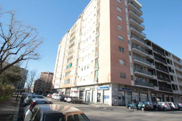 appartamento in vendita a Torino in zona Mirafiori Nord