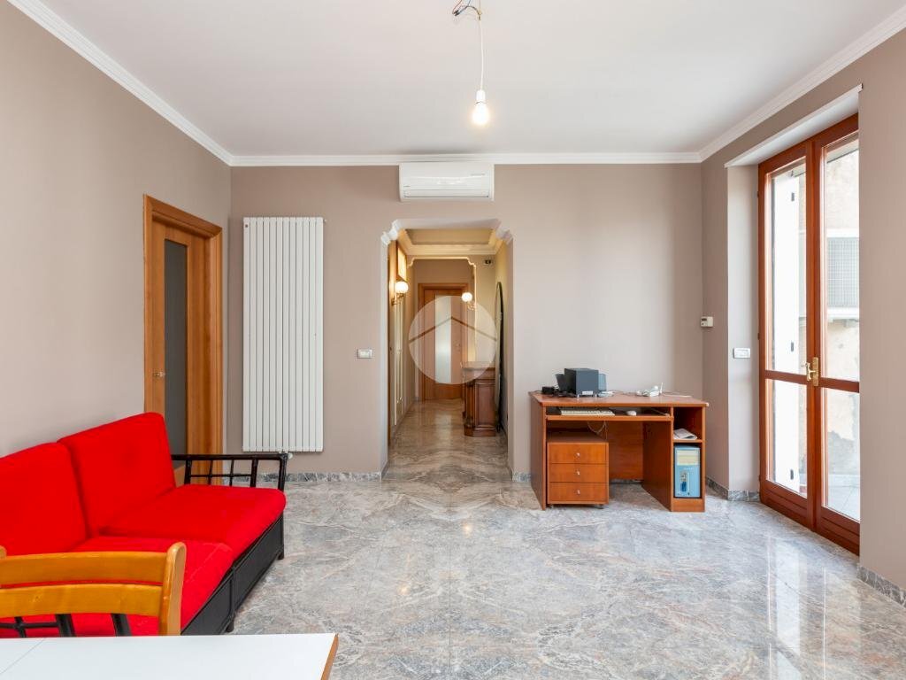 appartamento in vendita a Torino in zona Borgata Vittoria