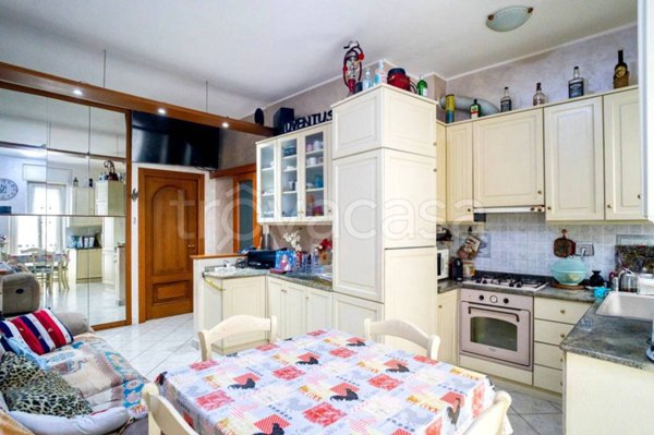 appartamento in vendita a Torino in zona Santa Rita